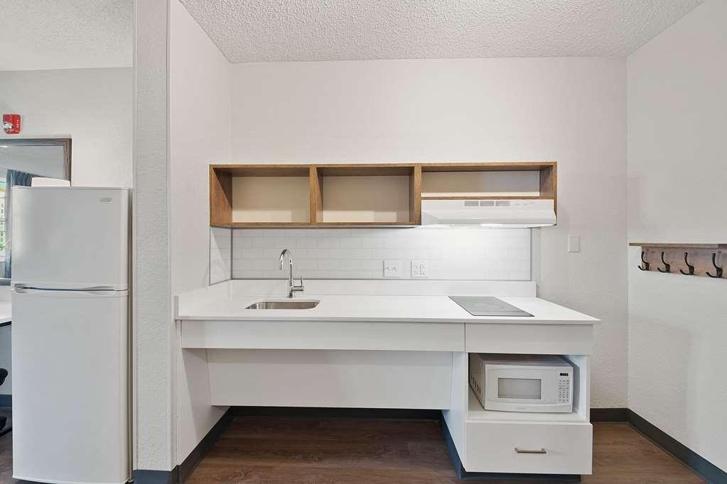 Extended Stay America Premier Suites - Miami - Airport - Doral - 25Th Street Room photo