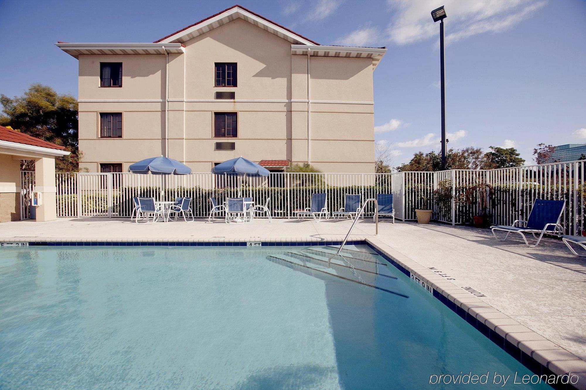 Extended Stay America Premier Suites - Miami - Airport - Doral - 25Th Street Exterior photo
